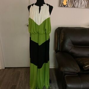 “London Times Maxi Dress”